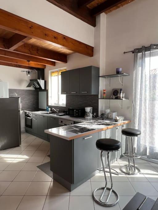 La Petite Angerienne Villa Saint-Jean-dʼAngély Eksteriør billede